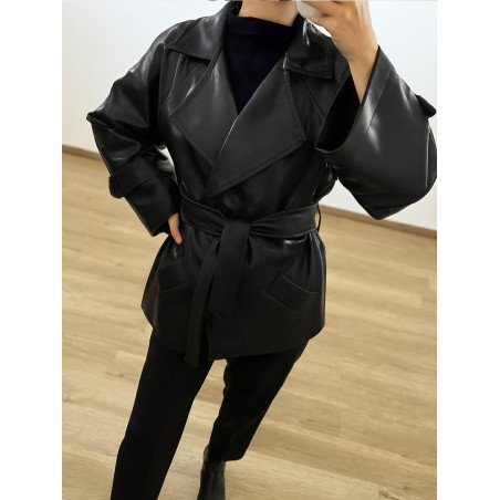 کت زنانه چرم مشکی کد 223